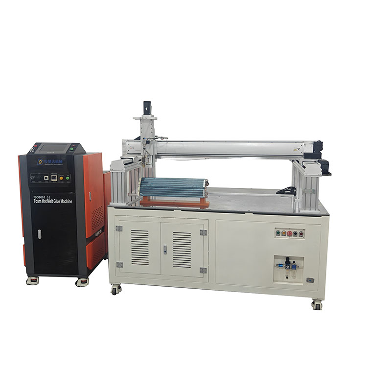 Mesin pengeluaran 3-sumbu untuk evaporator